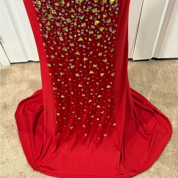 Anny Lee Red and Gold Embellished Gown - Picture 3 of 7